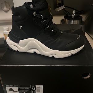 Sorel Kinetic Conquest